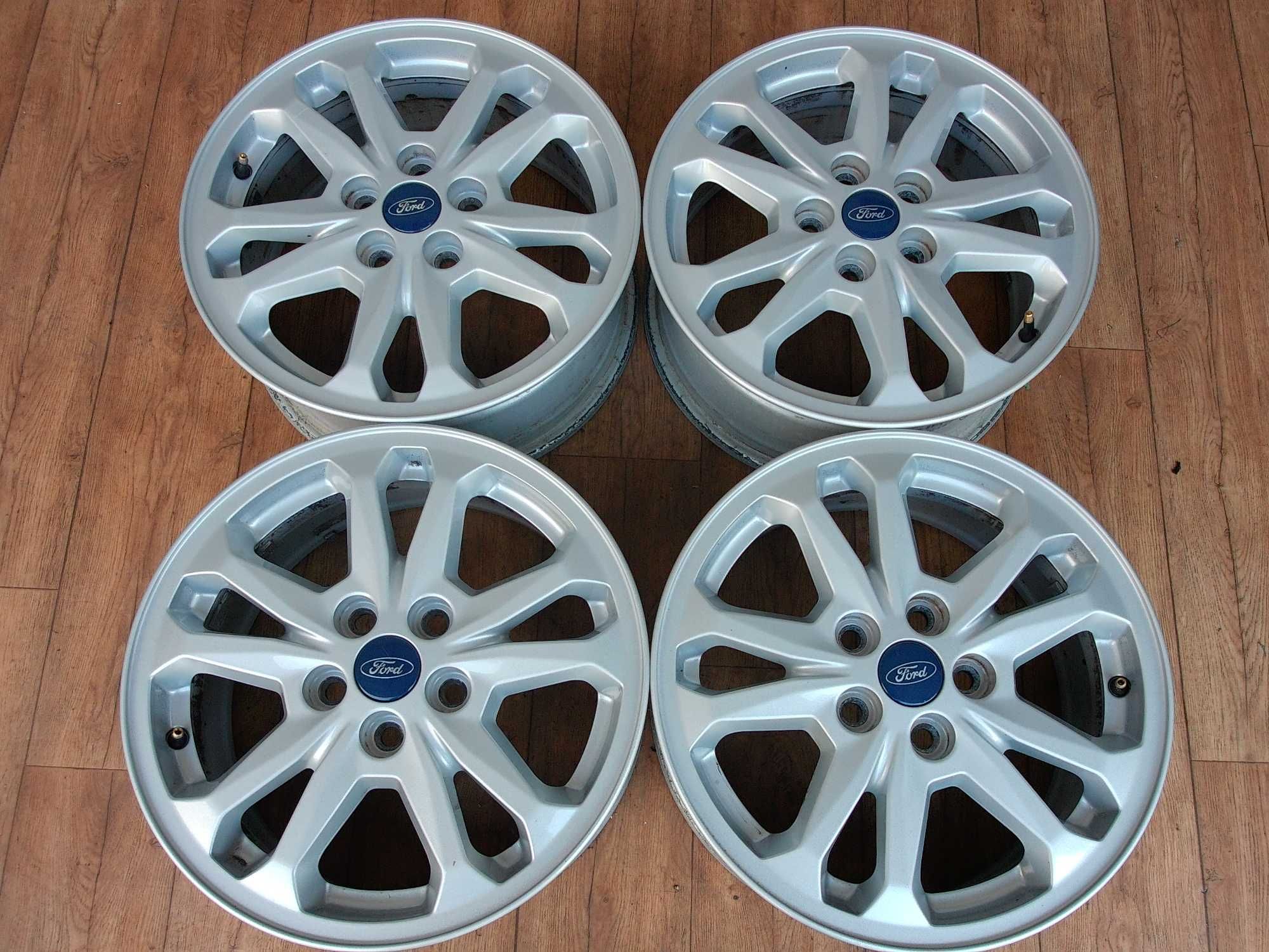 Felgi Ford Transit Turneo Connect  Facus Mondeo C-Max 16 5x108 ET50