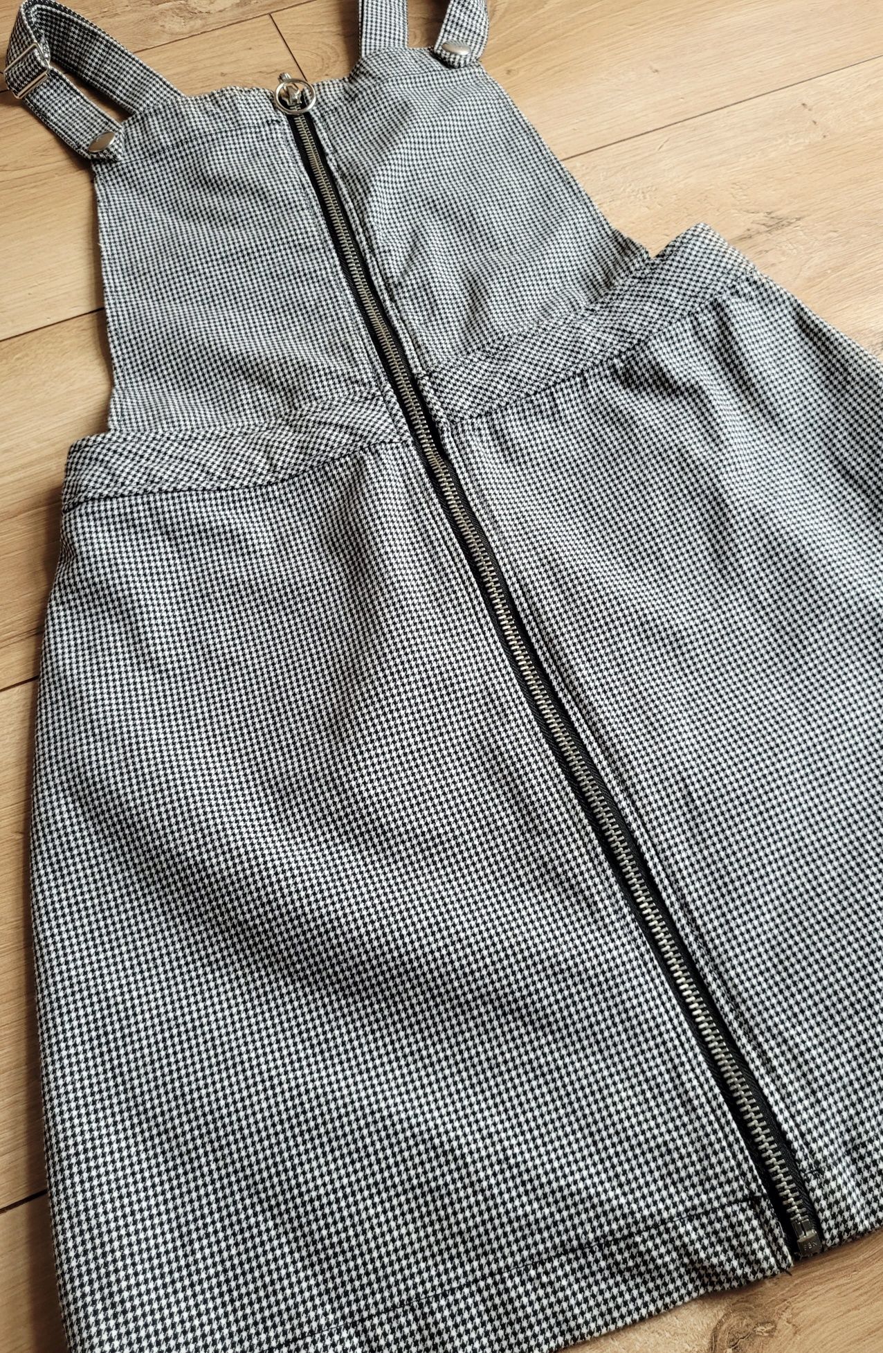 Sukienka na szelkach  drobna pepitka  H&M roz 34/XS/6