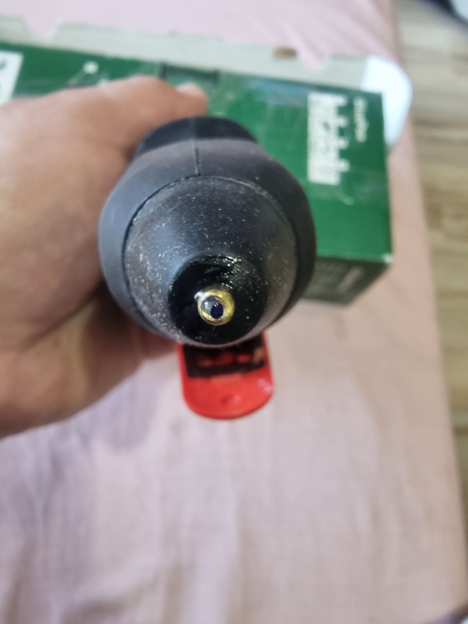 Pistolet do kleju Bosch GluePen 36V 7mm