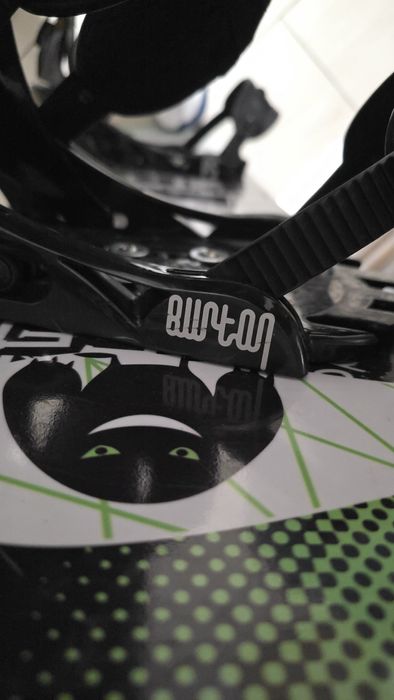 Deska Snowboardowa Firefly 135 wiązania Burton

Deska Snowboardowa F