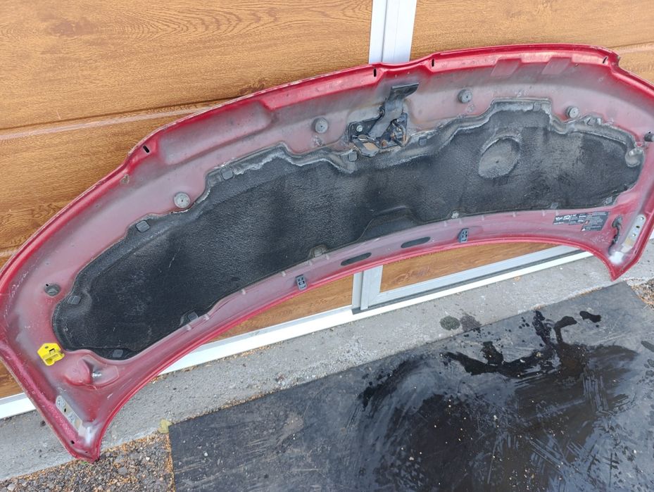 Maska pokrywa silnika czerwona  VW t5