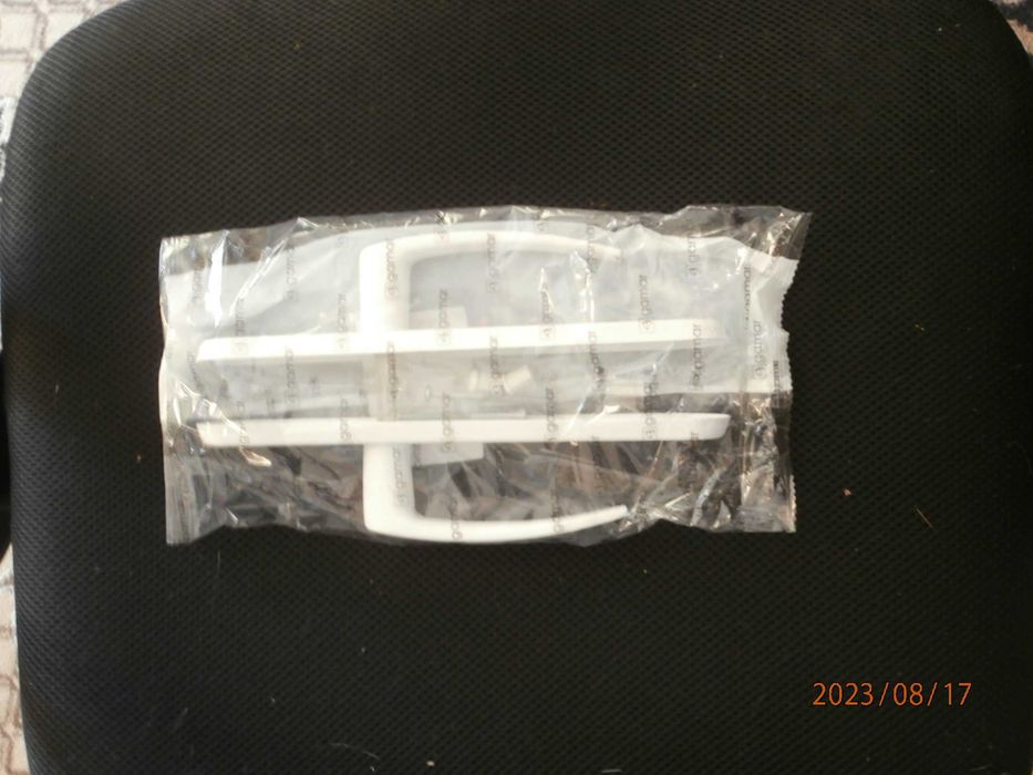 klamka z szyldem biała  na wkładkę - Nowa