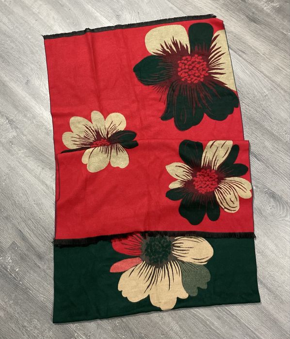 Шарф палантин в квітковому принті