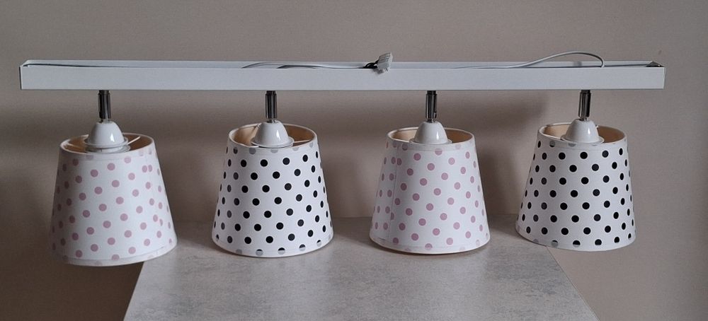 Lampa dziecięca kolorowe groszki regulowana na 4 żarówki