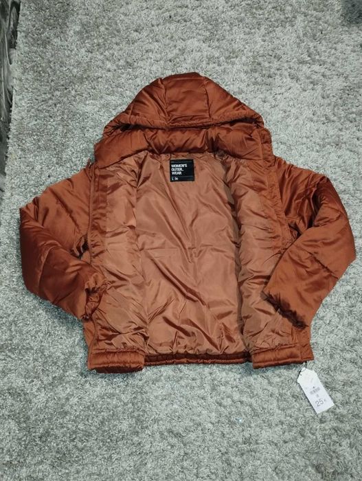 Жіноча зимова куртка Lefties, розмір L