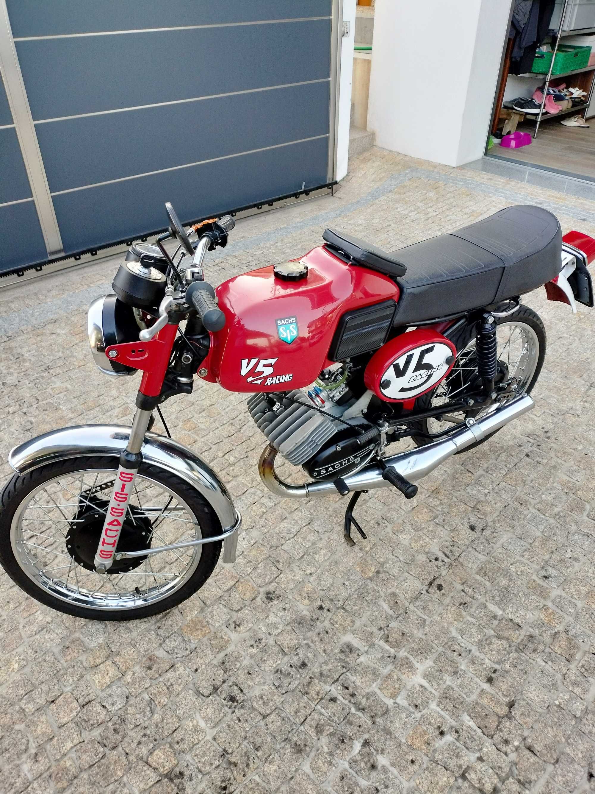 Vendo Sachs v 5 em ótimo estado
