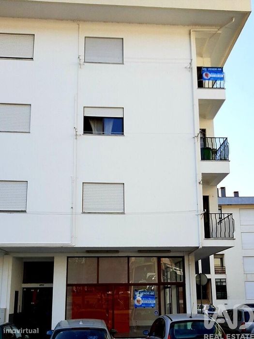 Loja / Estabelecimento Comercial em Lousã e Vilarinho de 32,00 m2