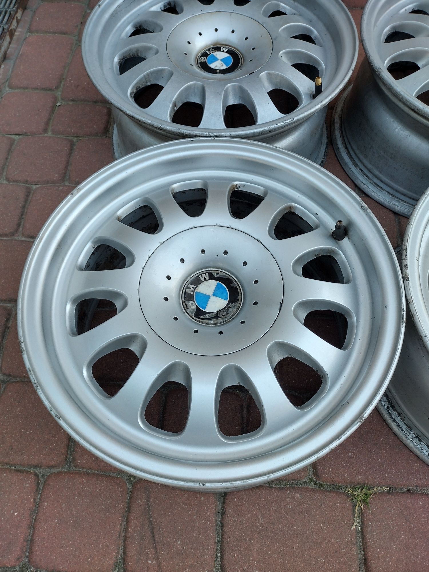 4xFelgi alu. 15 cali BMW.  5x120x72,5 ET20.