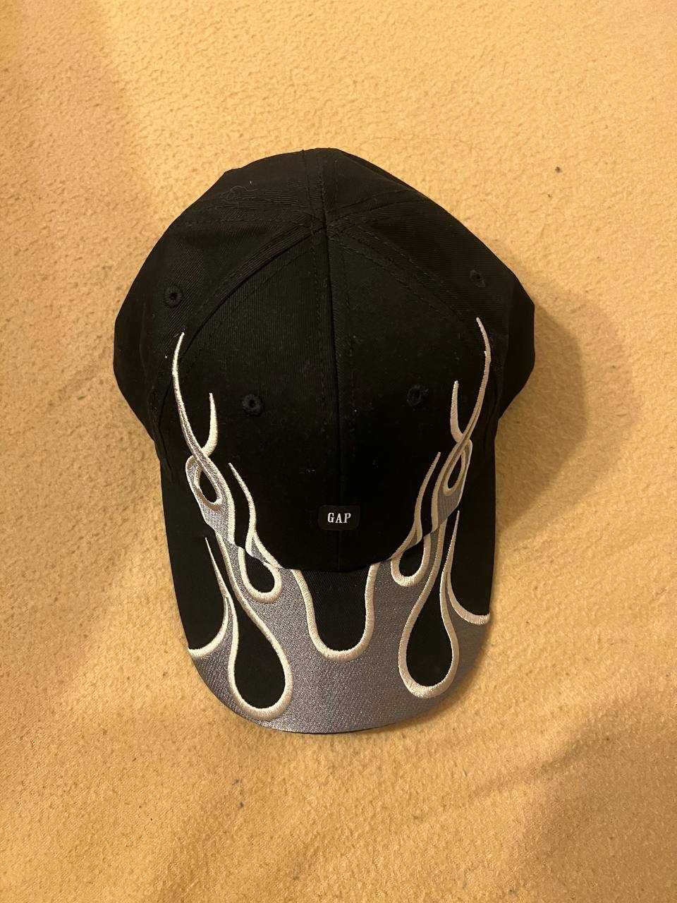Yeezy Gap Balenciaga czapka z dazkiem