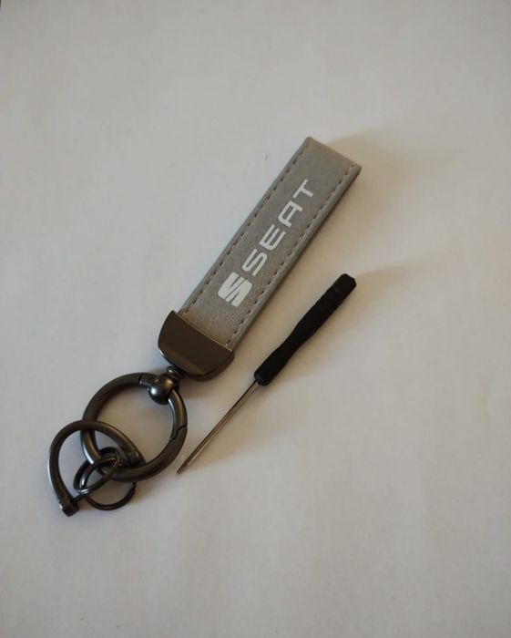 Seat  brelok breloczek idealny na prezent l