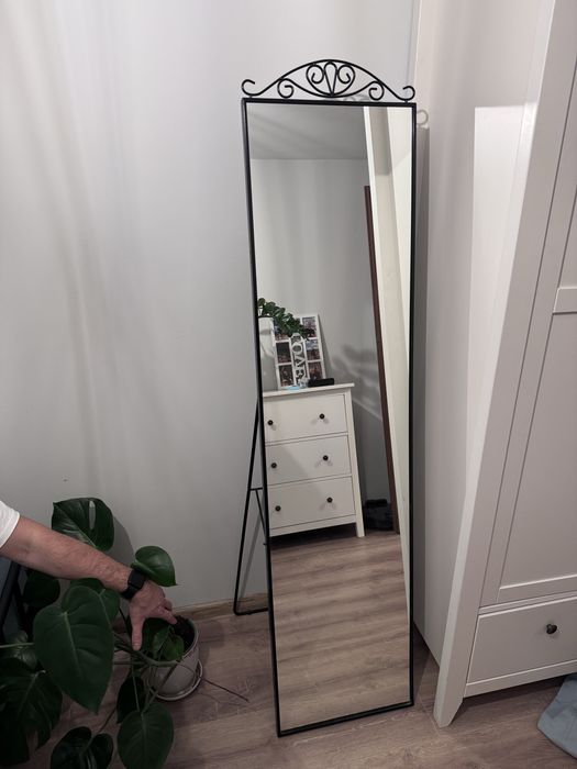 Ikea czarne lustro stojące KARMSUND