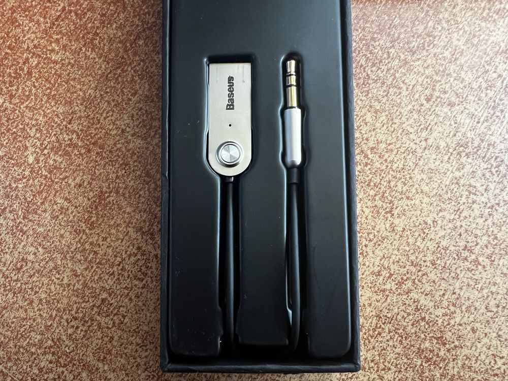 Adapter audio Bluetooth 5.0 Baseus USB, AUX (czarny, sprężynowy )