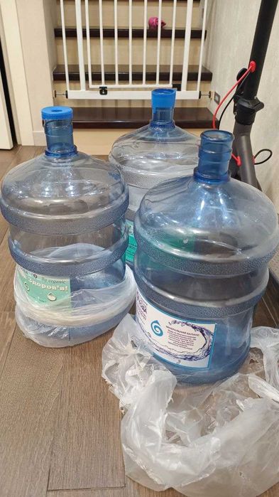 Баклашки для води, 18,9 л