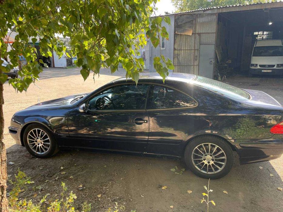 Мерседес CLK 200
