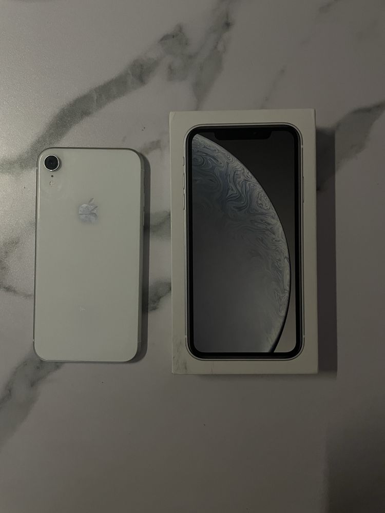 iPhone XR 64GB