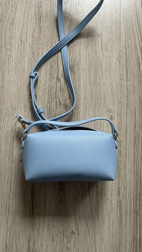 Błękitna torebka Tommy Hilfiger