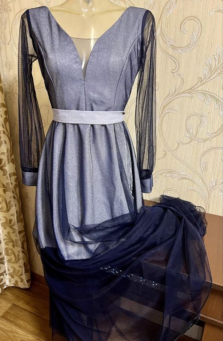 Платье вечернее нарядное