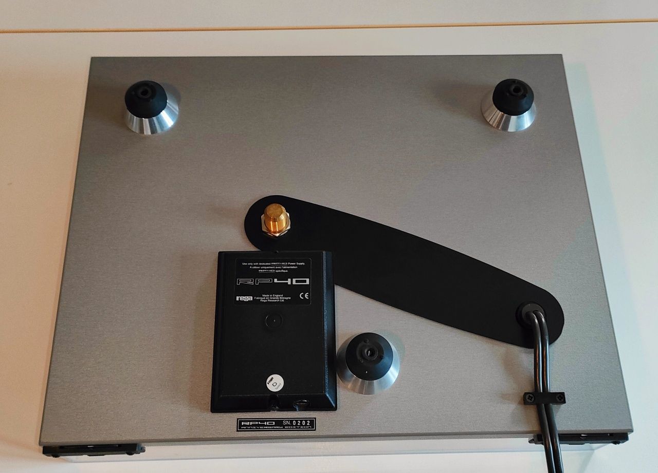 Gramofon REGA Planar 3 ,RP40 , TT-PSU,gratisy