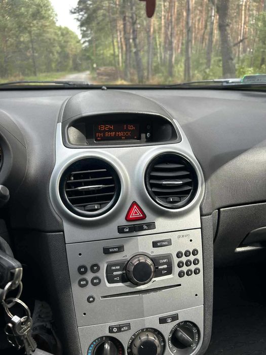 Sprzedam opel corsa d z LPG