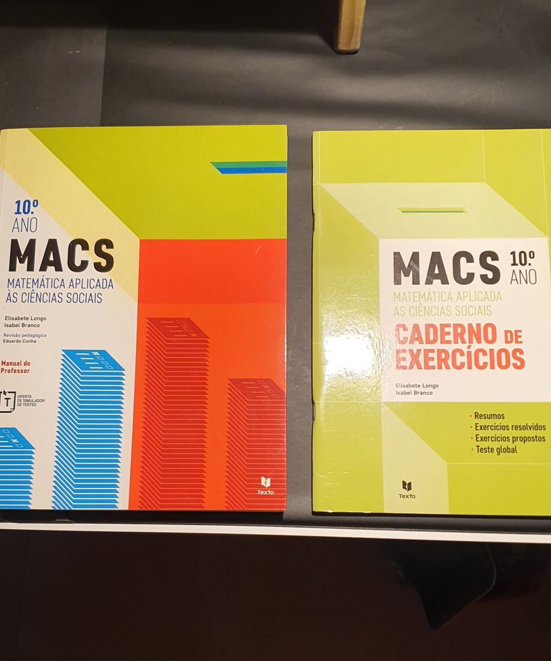 2 livros de 10 ano de Matemática