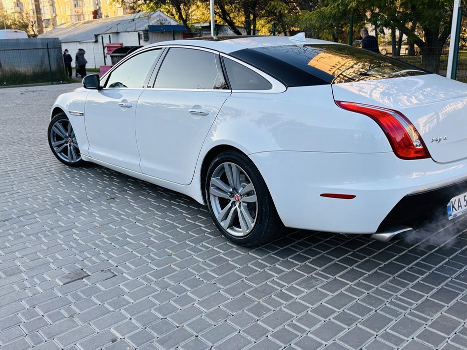 Jaguar   XJ long
