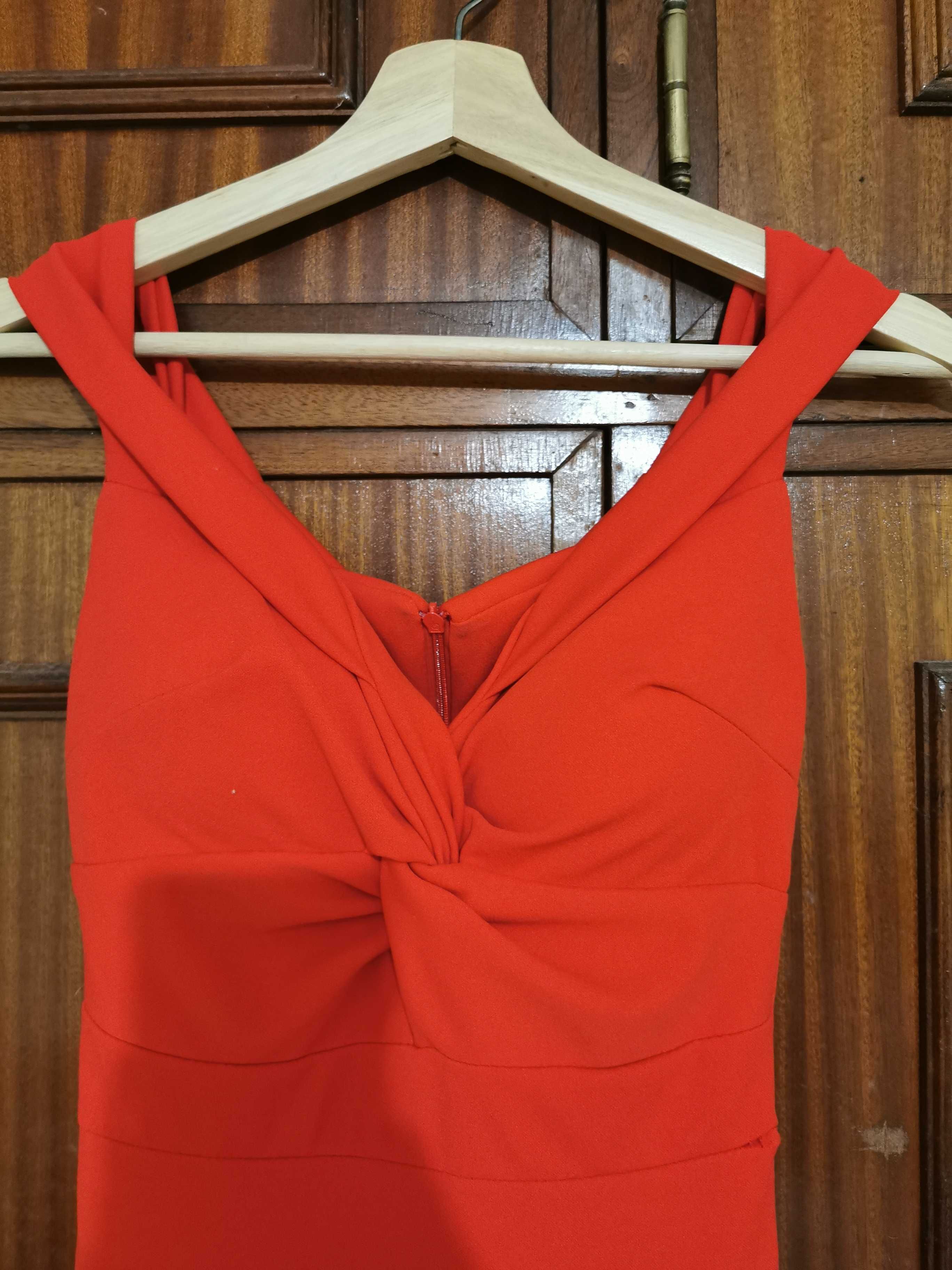 Vestido de cerimónia vermelho