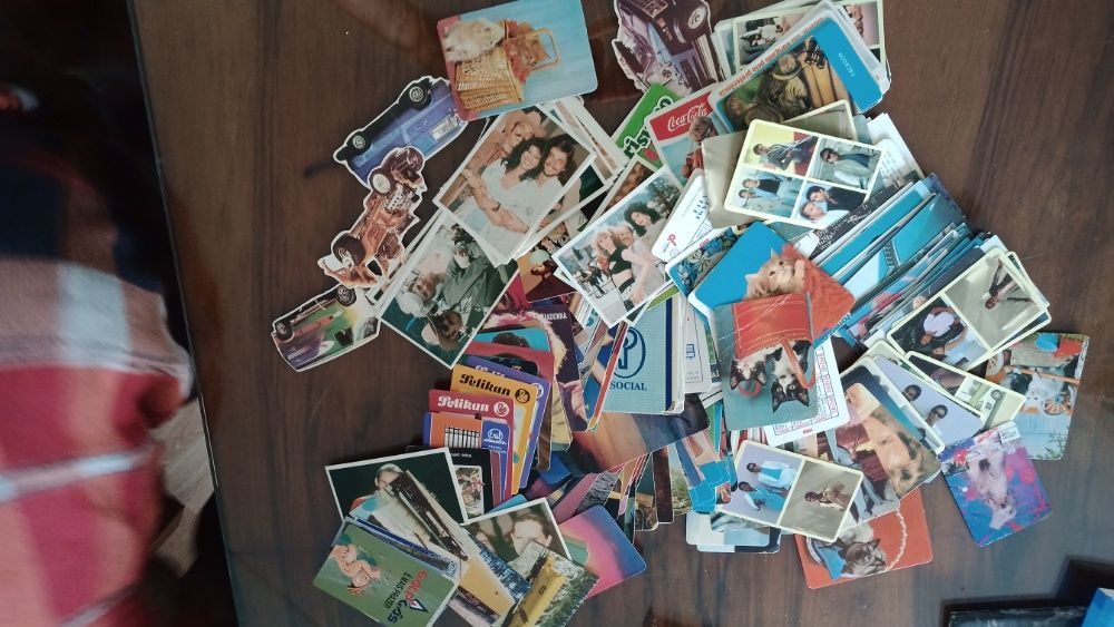 Mais de 100 calendários antigos / Personalizados / Temas diversos