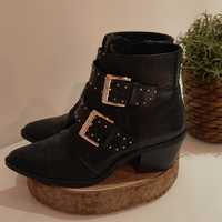 Botas Stradivarius Tam. 37