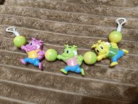 Брязкальце розтяжка у дитячий візочок