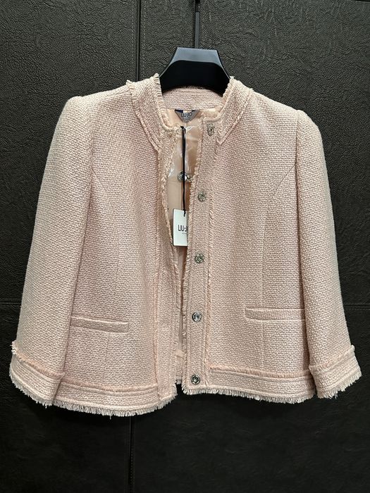 Платье Elisabetta Franchi и жакет Liu jo