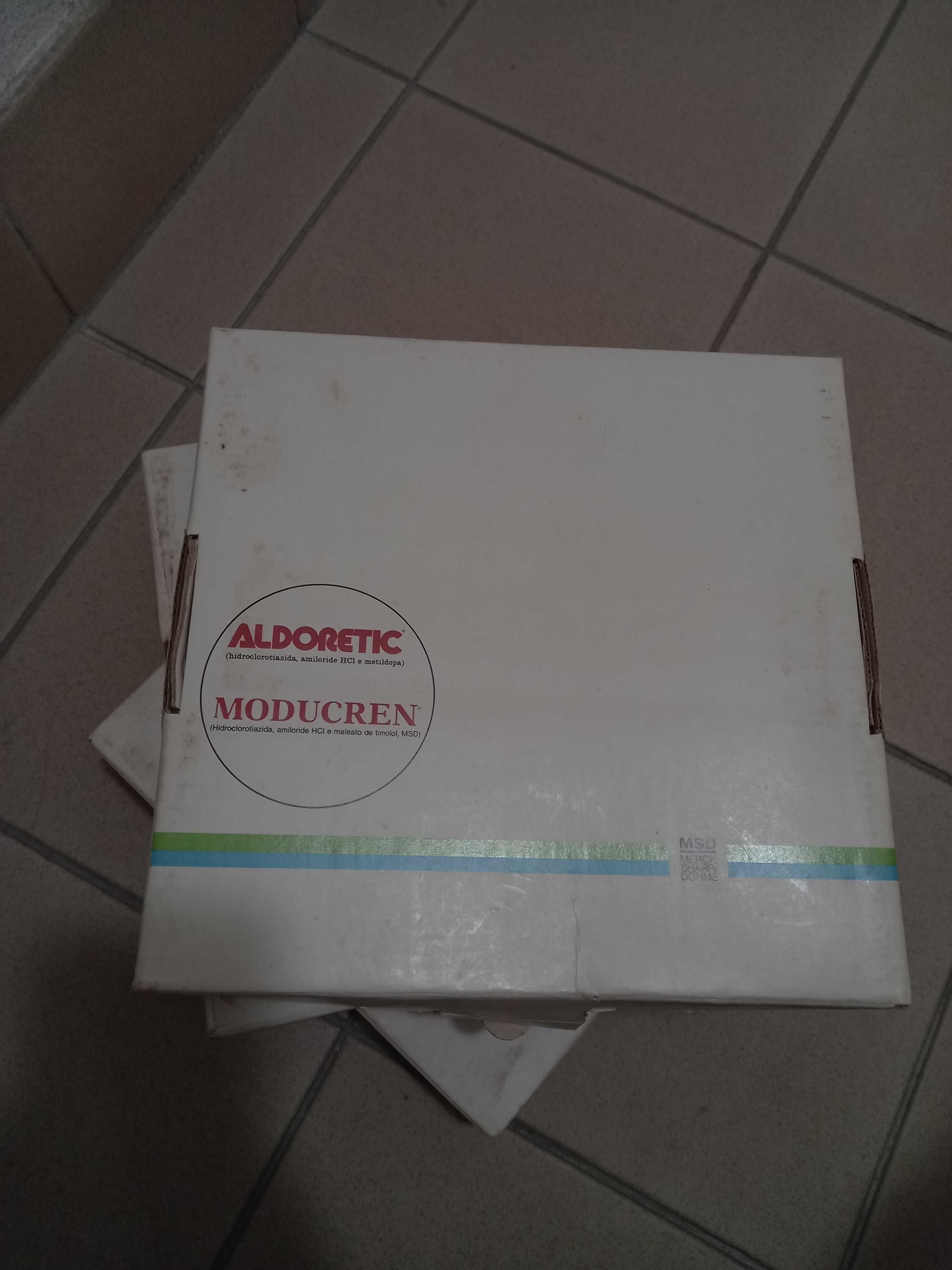 Mala de Médico + Esfigmomanômetro ERKA