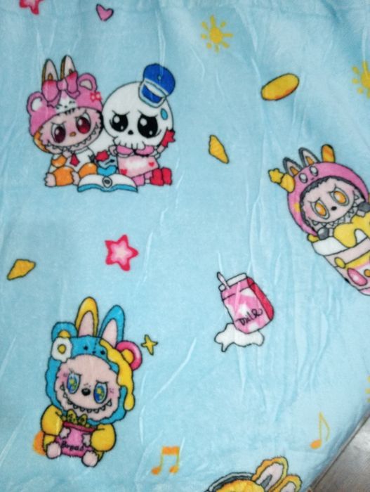 Labubu miękki kocyk 100x160cm.