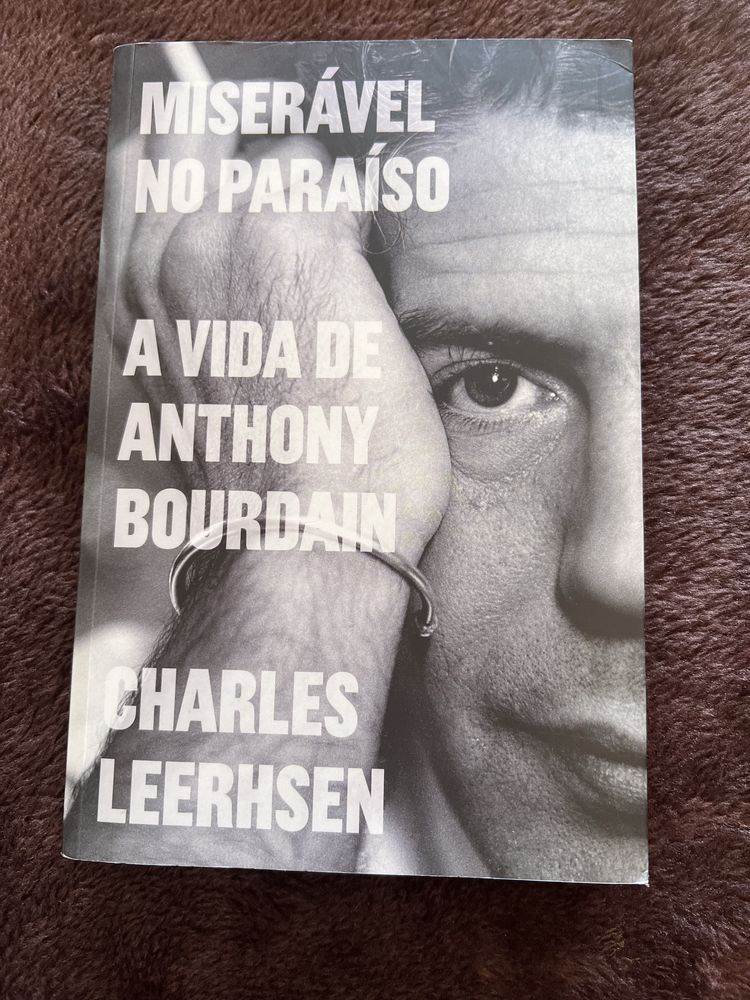 Miseravel no paraiso - Charles Leerhsen