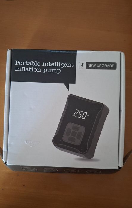 Bomba de inflar inteligente portátil
É um mini compressor de ar digit