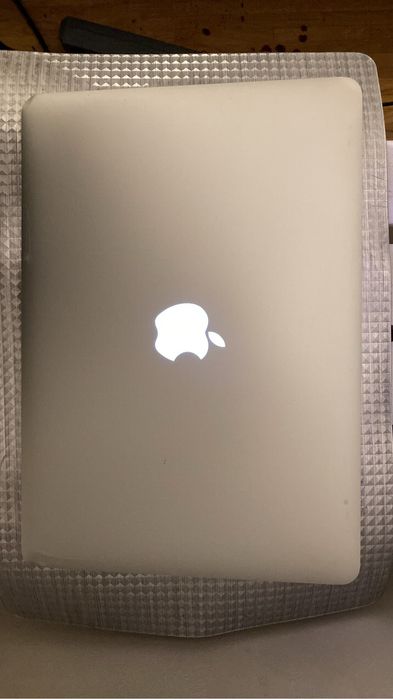MacBook Air 13” (2015)