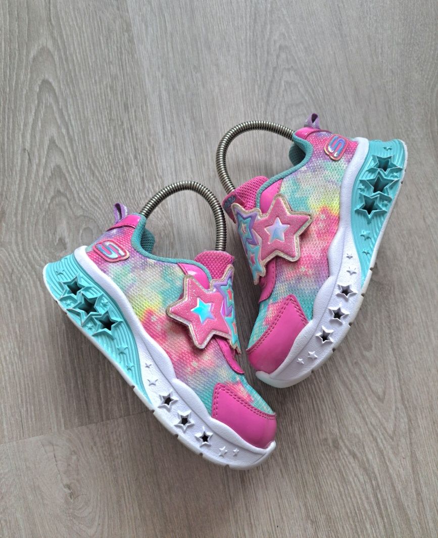 Кросовки Skechers 25-26р/легкі кросівки Skechers мигають/кросовки nike