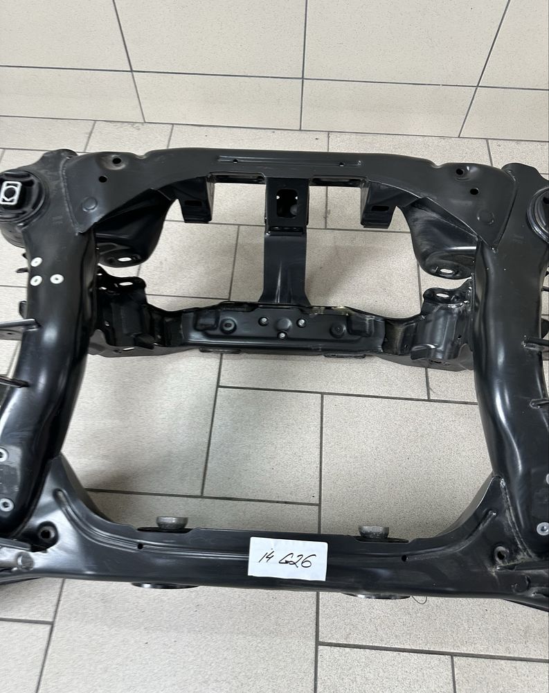 BMW i4 G26 балка задня бмв і4 г26 підрамник зад