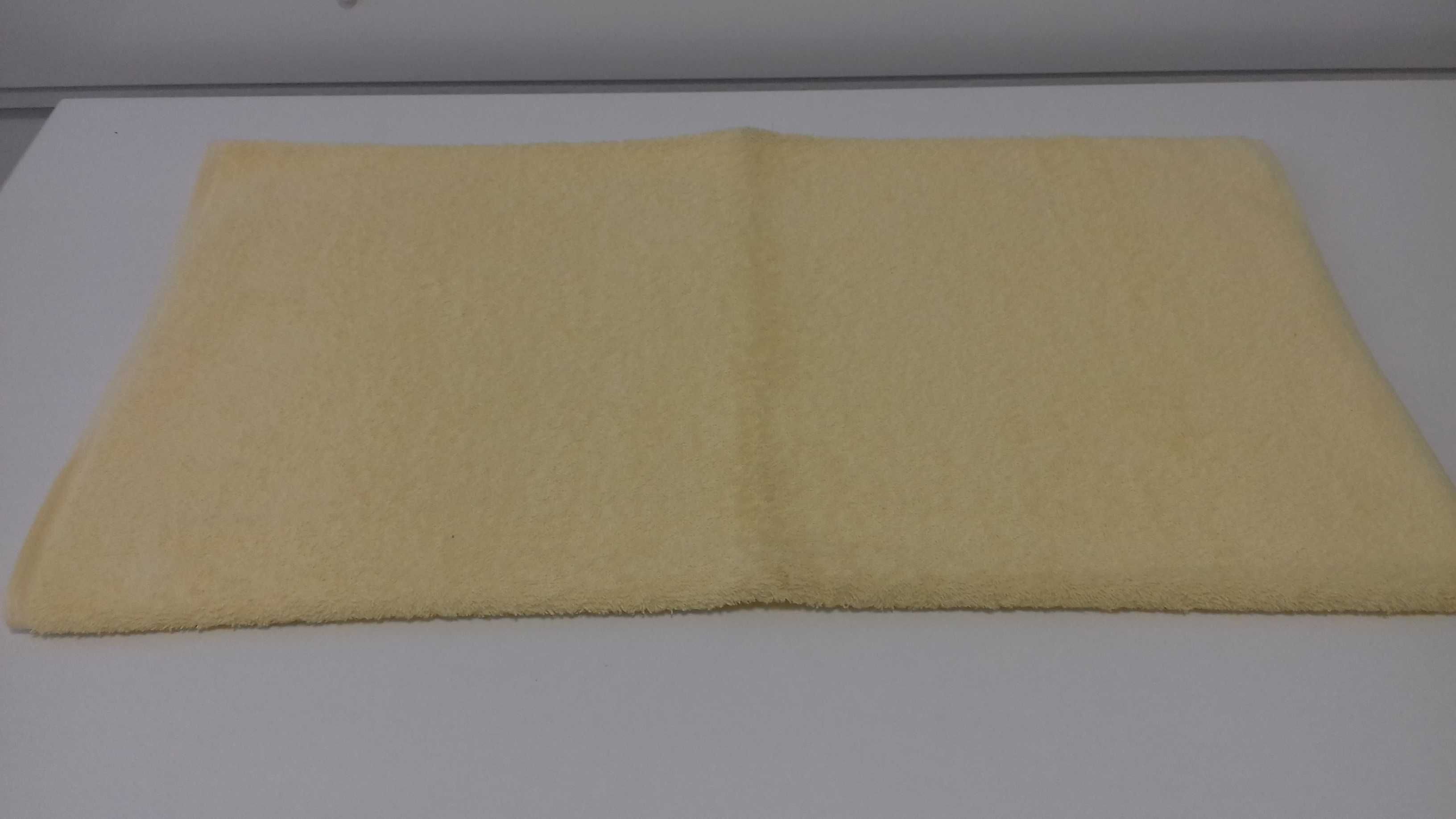 Ręcznik kąpielowy frotte „Witpol” jasnożółty, do sprzedania