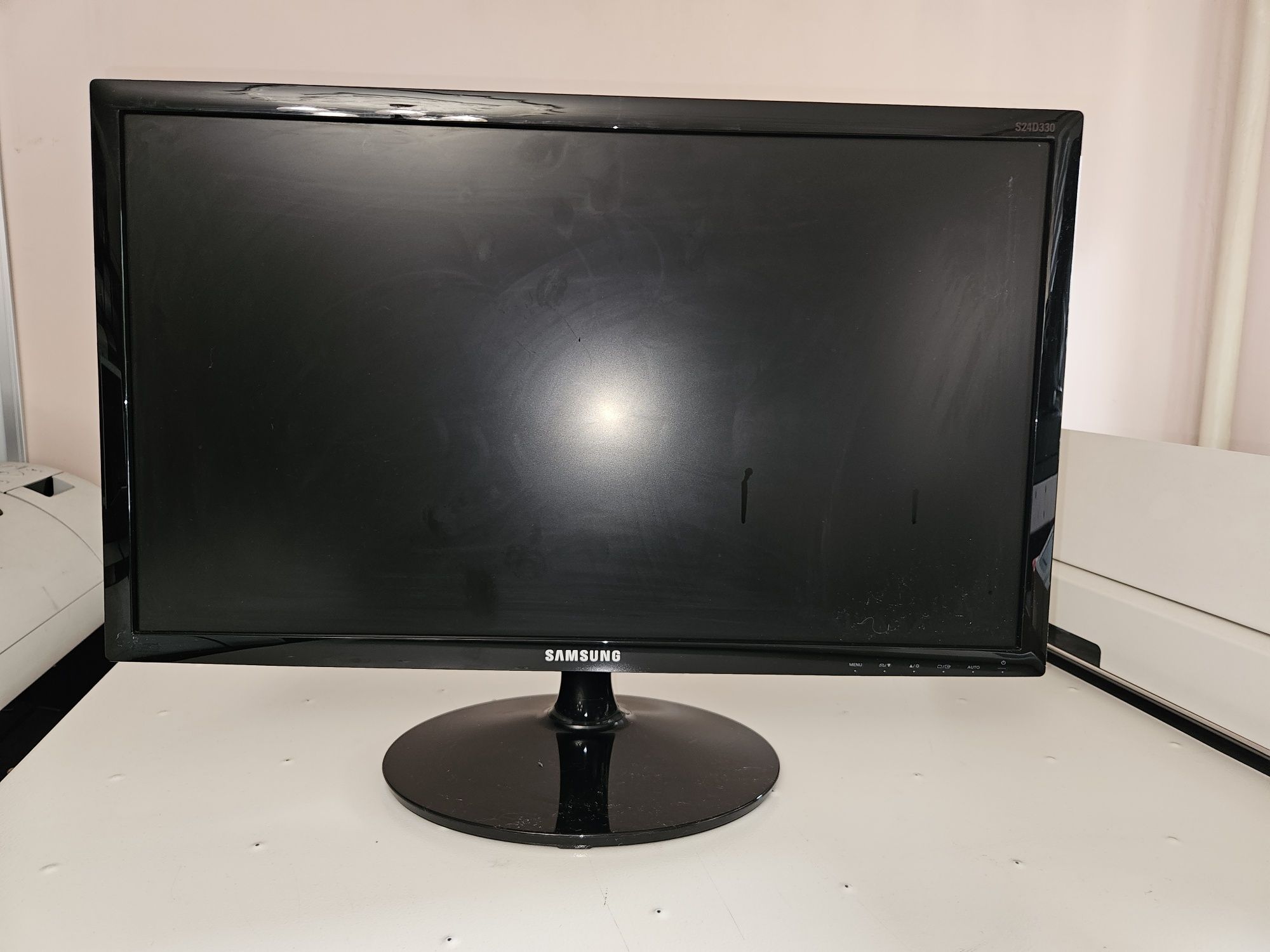 Monitory LCD różne marki