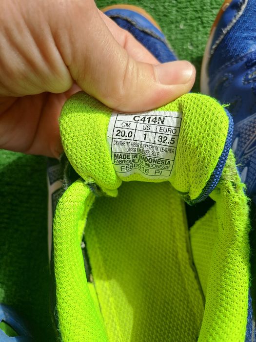 Кросівки Asics,оригінал