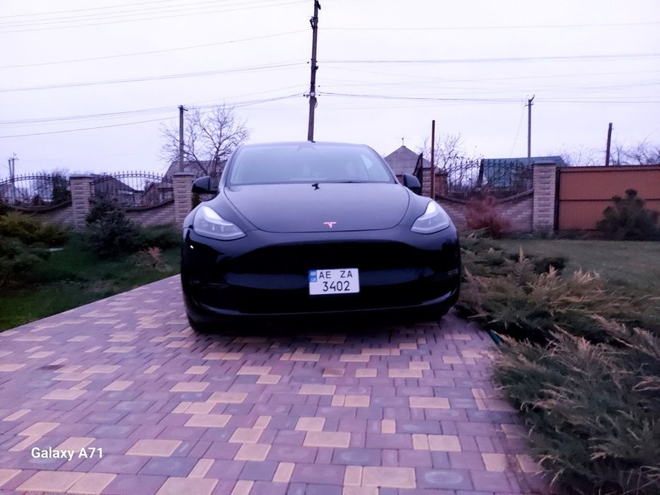 Tesla model y perfomance тесла модел у перфоменс
