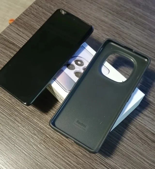 Xiaomi Redmi Note 14 Pro 5G (256GB+8GB) quase novo