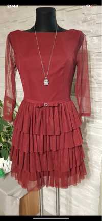 sukienka piekna czerwono bordowa