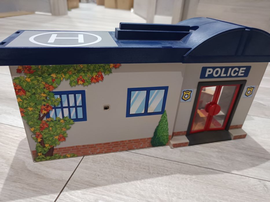 Playmobil przenośny komisariat policji