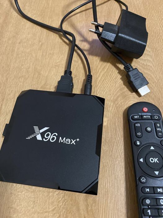 Приставка X 96 MAX+ TT TV Android player. RAM:4G ROM 32G