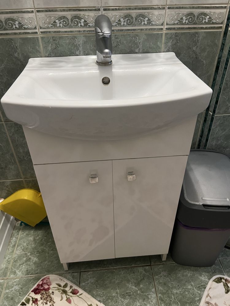 umywalka z szafką