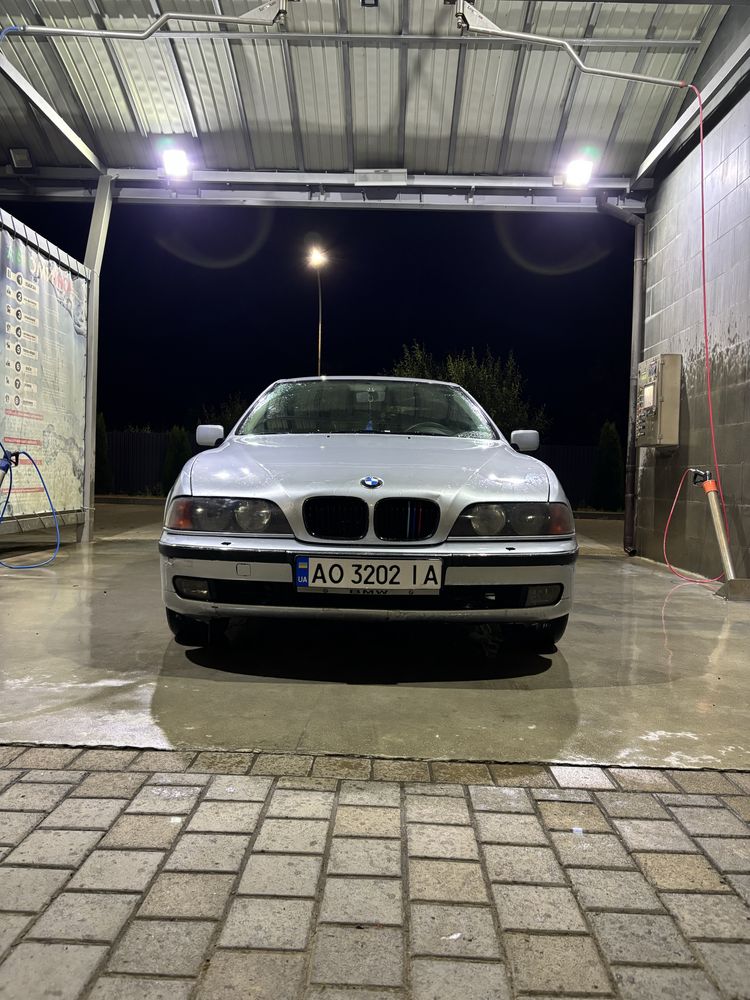 BMW E39, 2.5 бензин