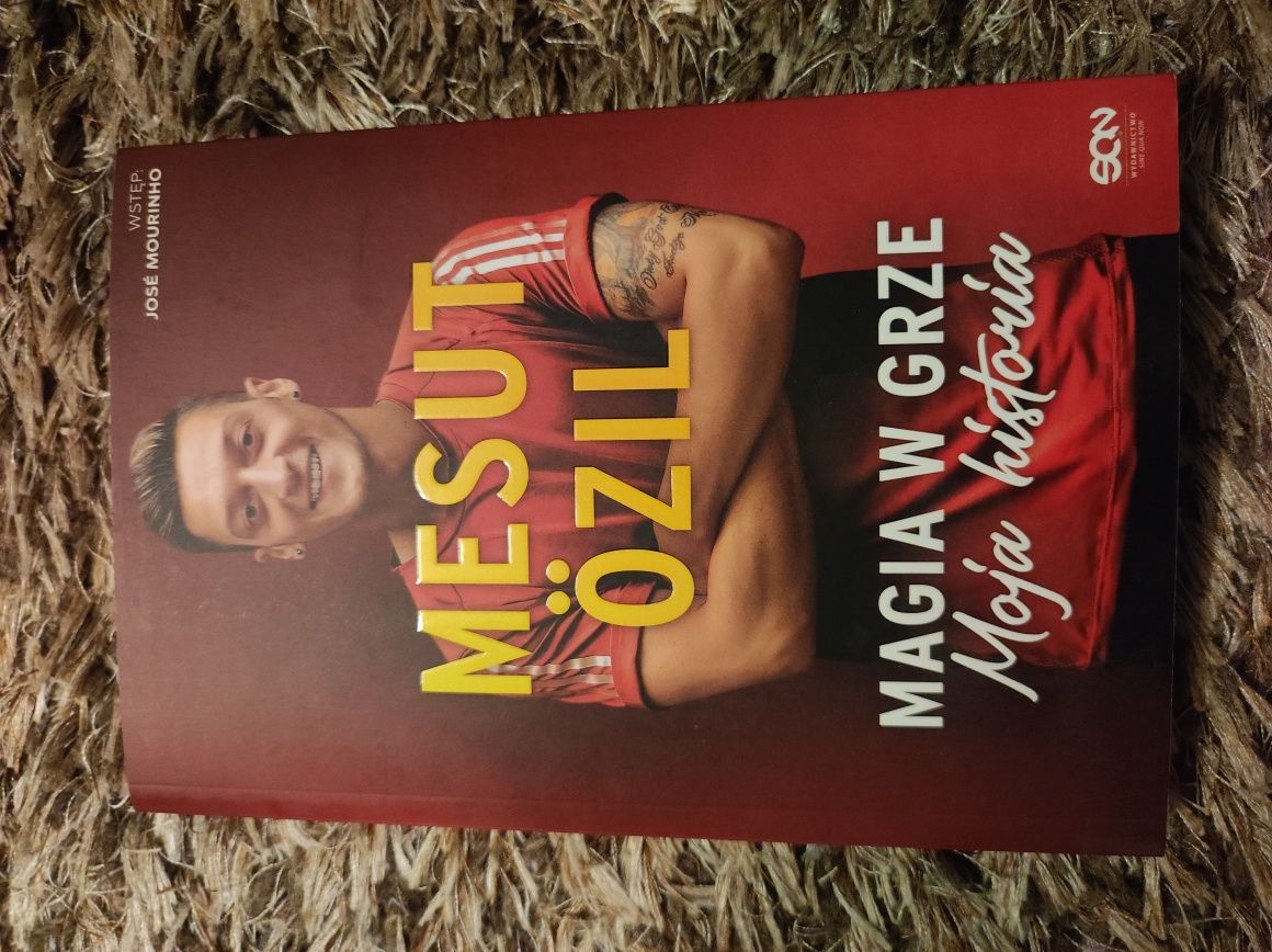 Książka biografia Mesut Ozil - Magia w grze, moja historia