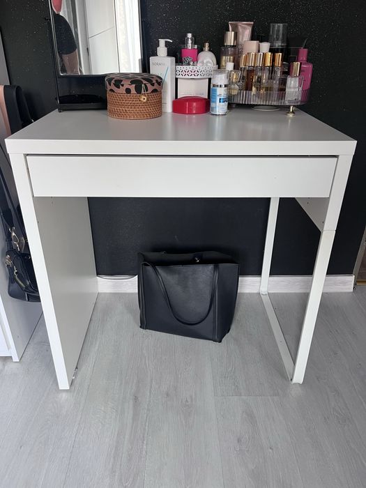 Toaletka / biurko biale