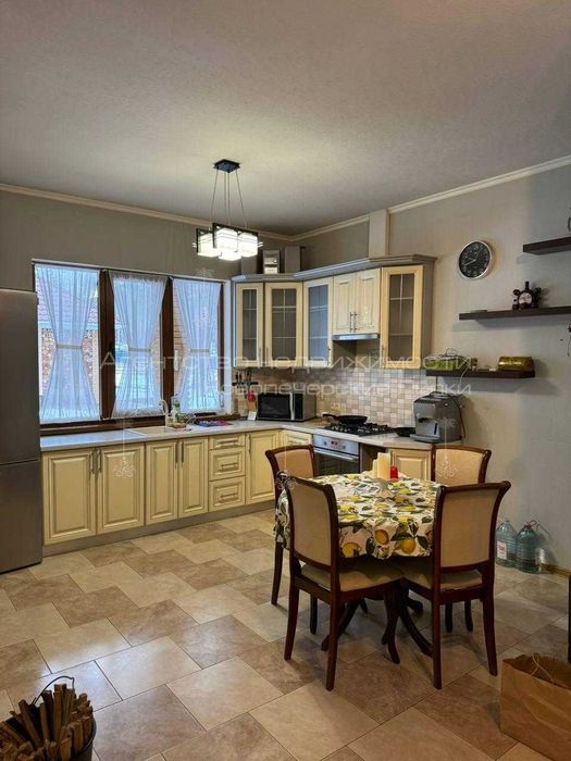 Продам дома 165м2 Лебедевка с выходом на Киевское море Вышгород